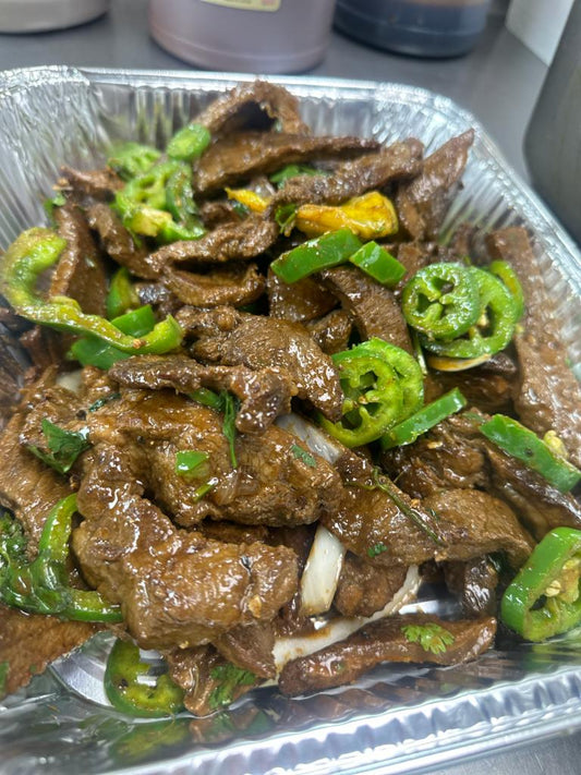 K) Carne Asada con Jalapeño/Roast Beef with Jalapeños